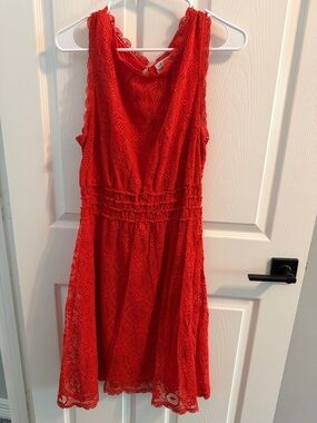 Red Lace Sleeveless Dress - Elegant Women's Party Dress